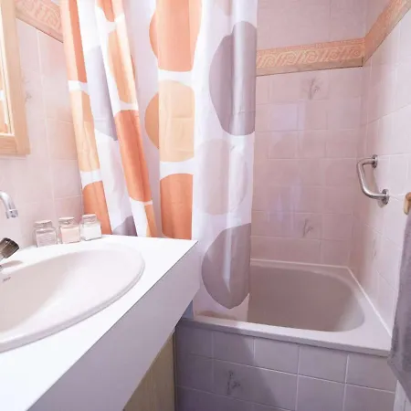 Appartement Calme, 6 Personnes, Proche Centre Saint-Lary, Avec Parking Et Animaux Admis - Fr-1-296-227 * Saint-Lary-Soulan